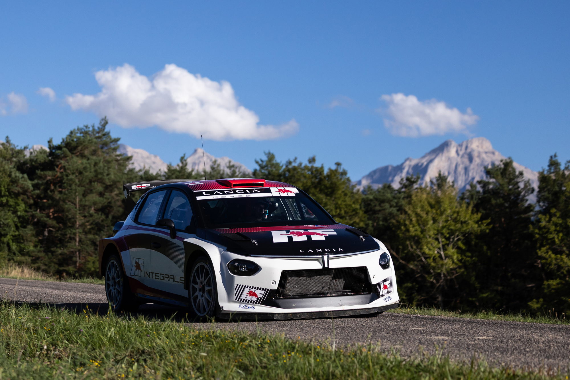 Le Roi de France avec la Reine d&rsquo;Italie : Yoann Bonato défendra son titre en Lancia Ypsilon Rally2 HF Integrale