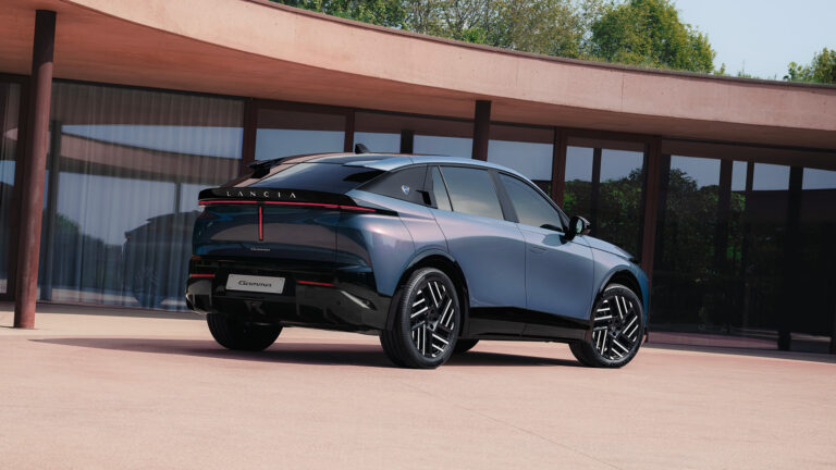 Stellantis affine sa stratégie : Pourquoi le binôme Lancia-FIAT est la clé d&rsquo;un avenir durable