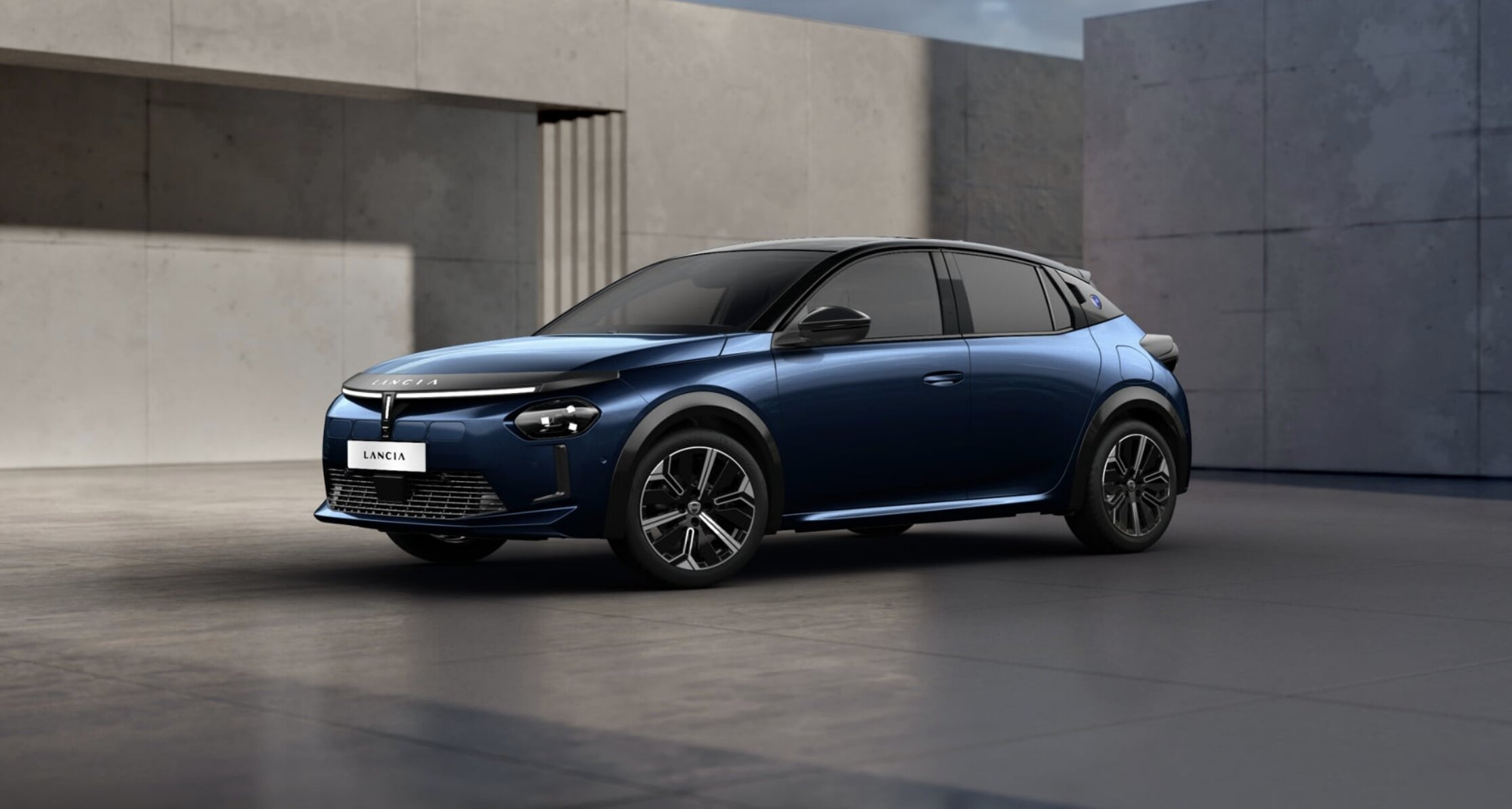 La Config du Mois : L’élégance statutaire de la Lancia Ypsilon LX Électrique en Bleu Lancia
